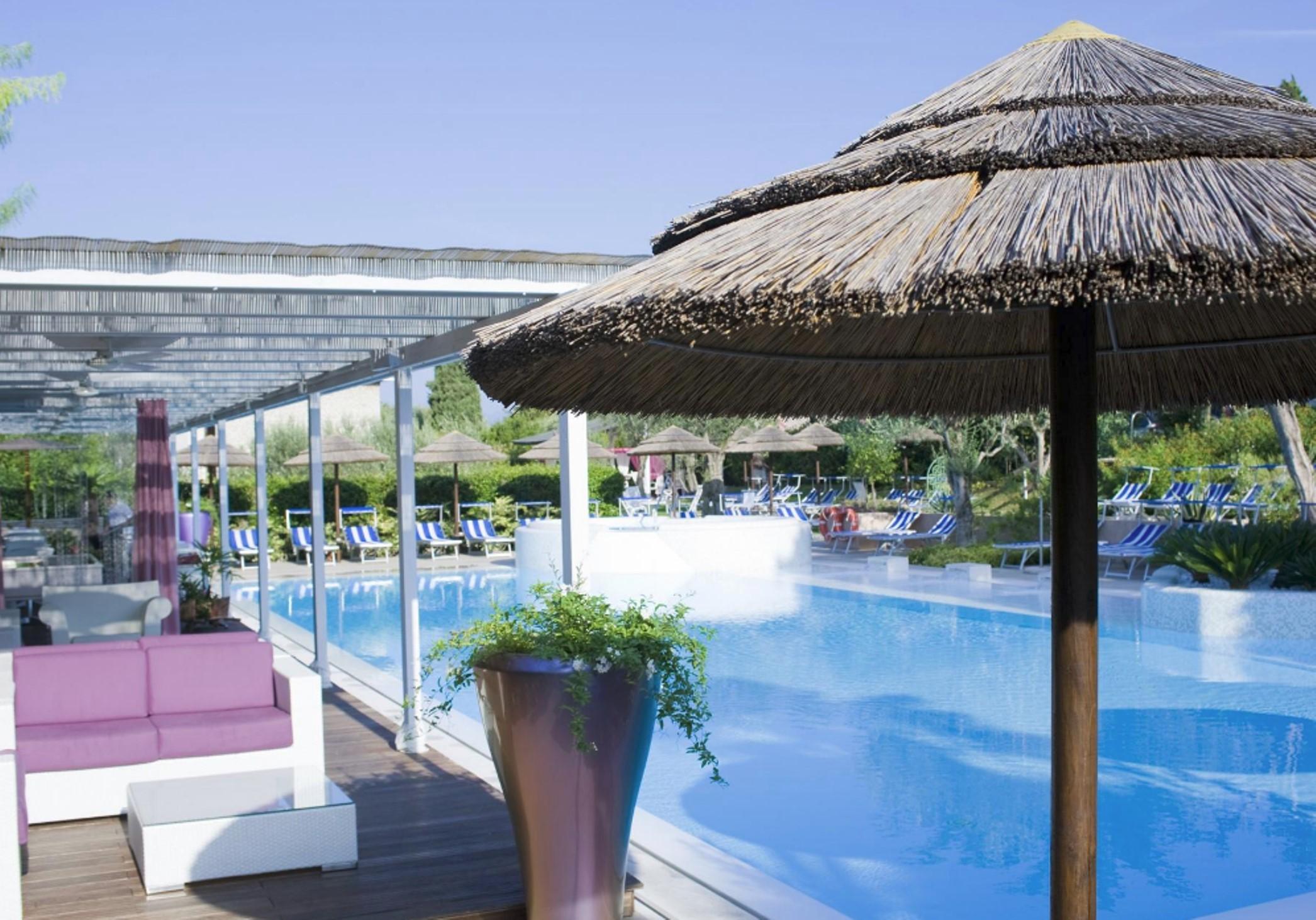 Hotel Olivi Spa&Natural Wellness Sirmione Esterno foto