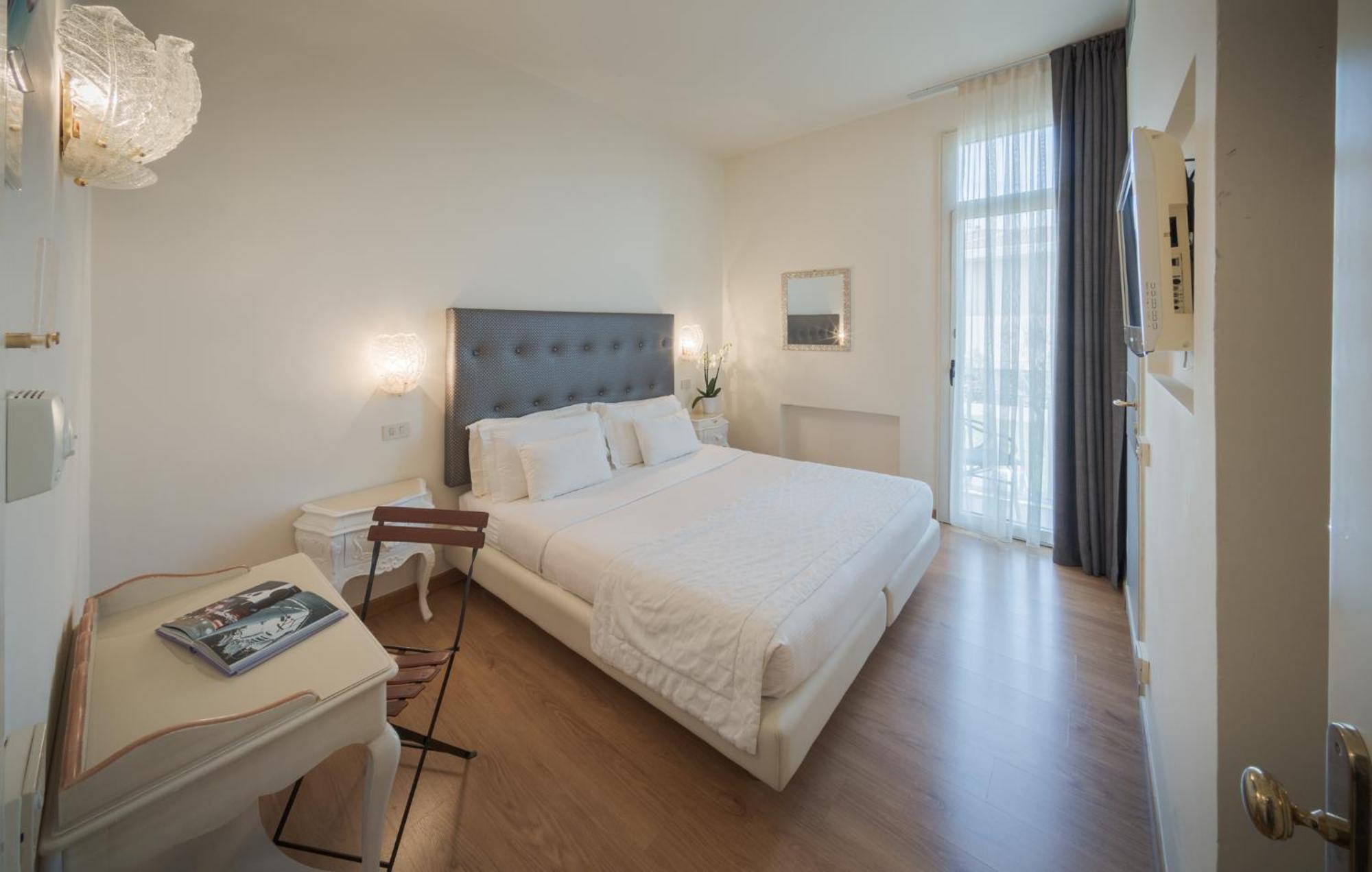 Hotel Olivi Spa&Natural Wellness Sirmione Esterno foto