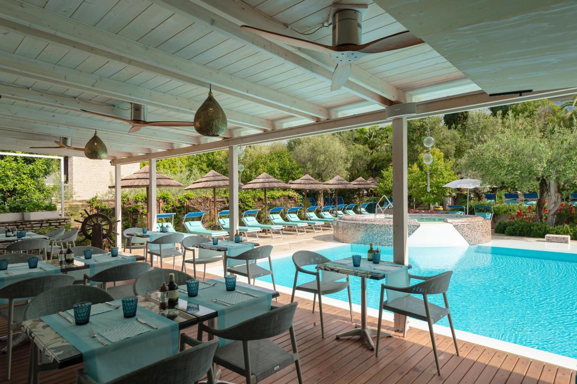Hotel Olivi Spa&Natural Wellness Sirmione Esterno foto