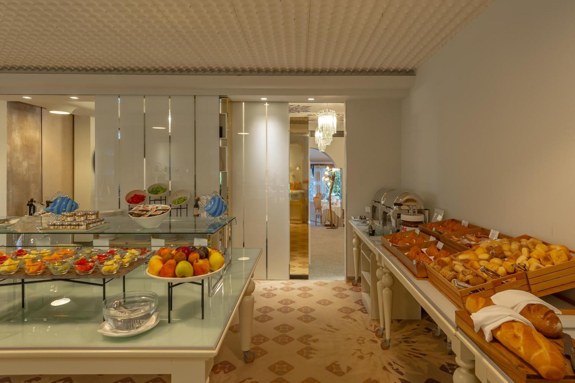 Hotel Olivi Spa&Natural Wellness Sirmione Esterno foto