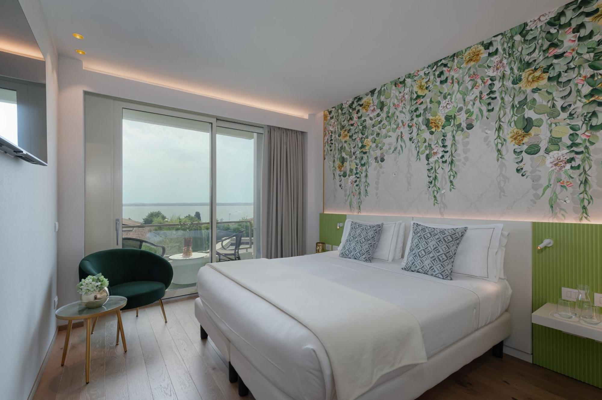 Hotel Olivi Spa&Natural Wellness Sirmione Esterno foto